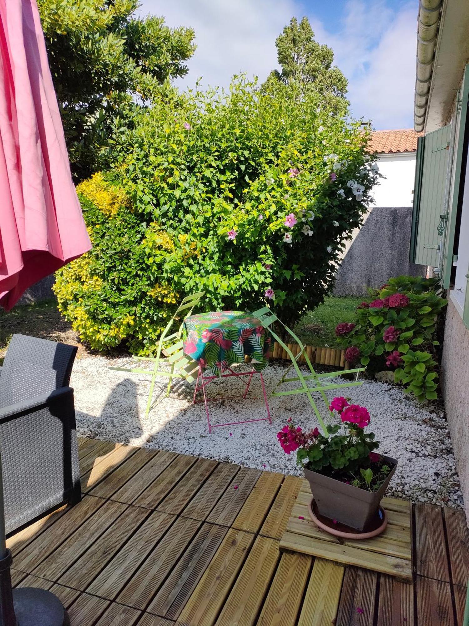Ocean Campagne Liberte Bed & Breakfast Aigrefeuille-dʼAunis Eksteriør bilde